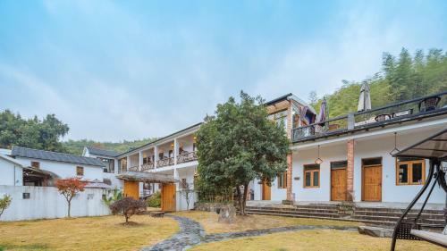 Floral Hotel Moyuan