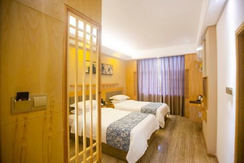 Zhangjiajie Heyday Hotel