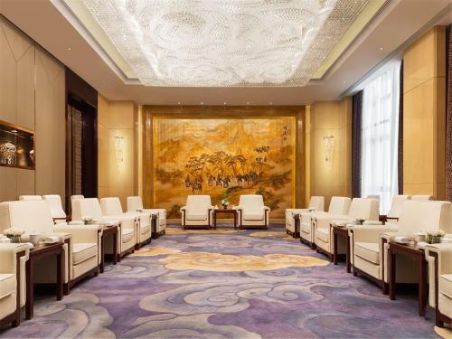 Hotel Wanda Realm Fushun