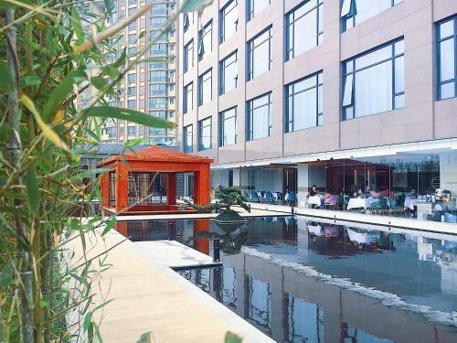 Virtuous World Hotel