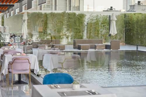 Virtuous World Hotel