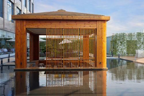 Virtuous World Hotel