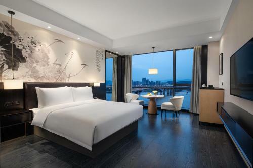 Yiho Hotel