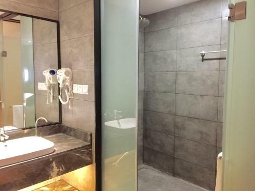 Guangzhou Hongcheng Hotel