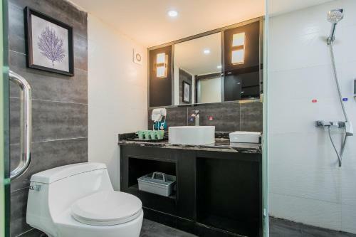 Lavendar Duplex Apartment