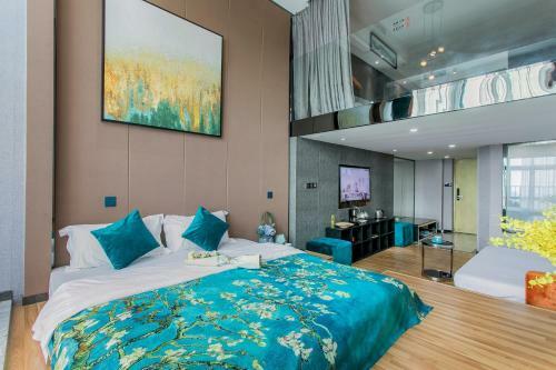 Lavendar Duplex Apartment