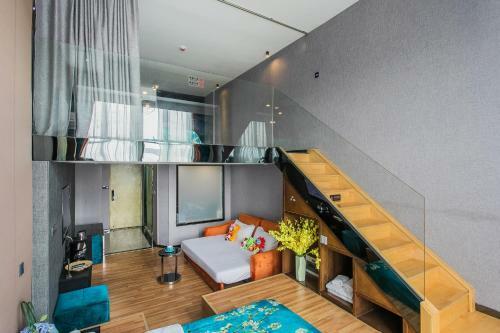 Lavendar Duplex Apartment