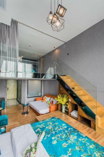 Lavendar Duplex Apartment