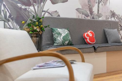 Hotel Guangzhouliwan�up And Down Road