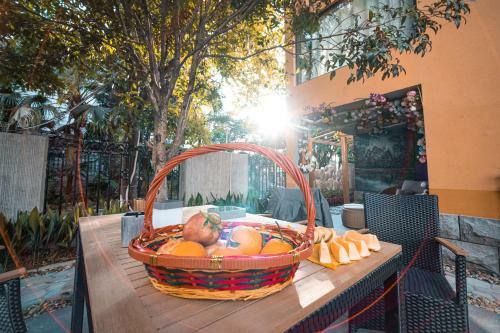 The Place Of Origin (Large Viewing Terrace & Bbq)
