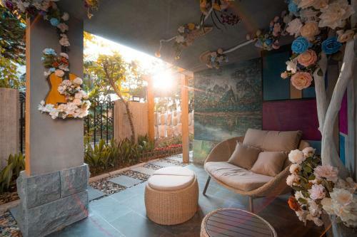 The Place Of Origin (Large Viewing Terrace & Bbq)