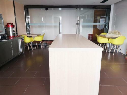 Iu Hotel Guiyang North Station Dream City