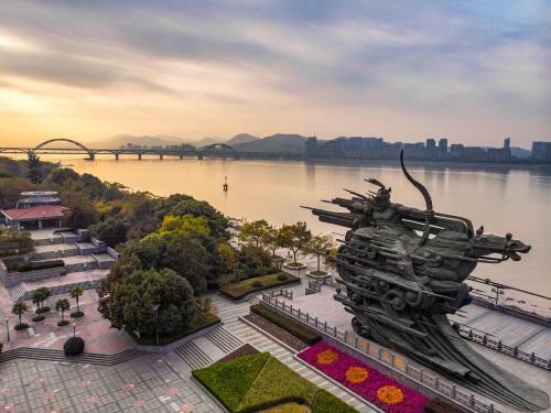 Holiday Inn Hangzhou Binjiang, An Ihg Hotel