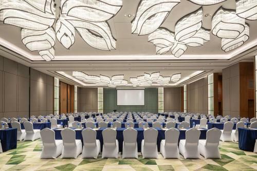 Holiday Inn Hangzhou Binjiang, An Ihg Hotel