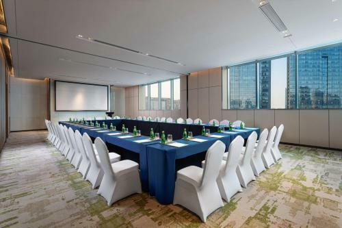 Holiday Inn Hangzhou Binjiang, An Ihg Hotel