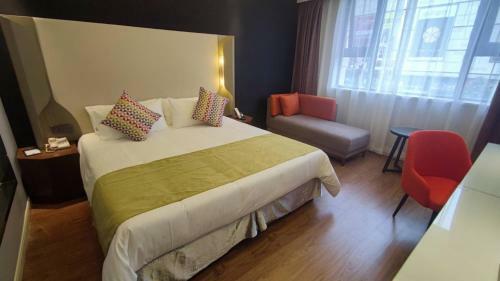 Kangbo Hotel Hanzhong Qiaobei Square