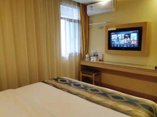 Shell Hefei Luyang District Sipai Building Subway Station Hotel