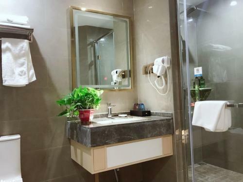 Vx Hefei Lianhua Road Hotel