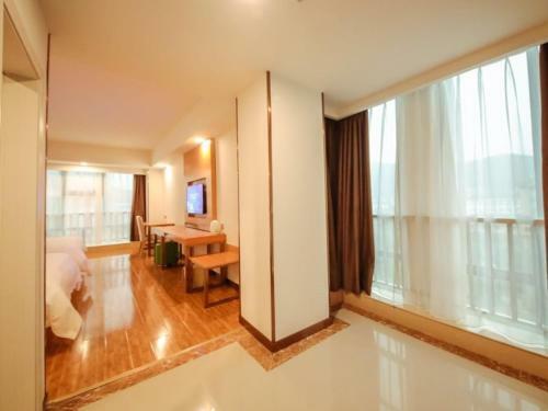 Greentree Inn Guangyuan Wanda Plaza Hotel