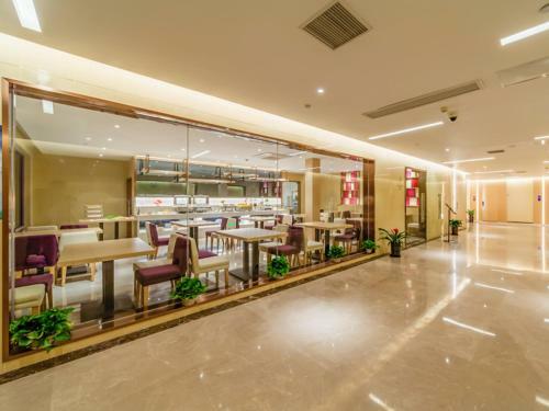 Lavande Hotel Shanghai Jinshan City Beach