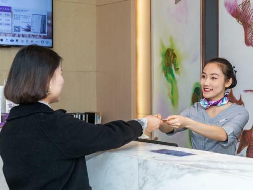 Lavande Hotel Shanghai Jinshan City Beach