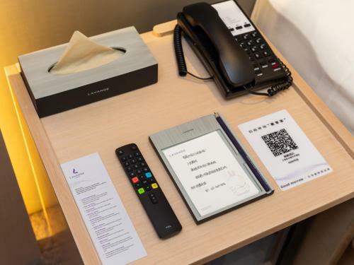 Lavande Hotel Shanghai Jinshan City Beach