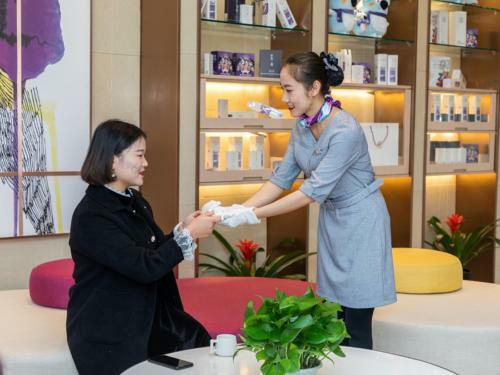 Lavande Hotel Shanghai Jinshan City Beach