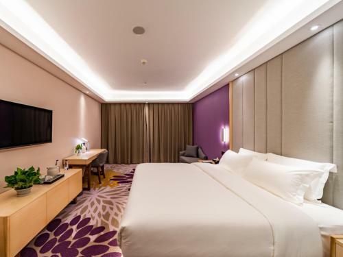 Lavande Hotel Shanghai Jinshan City Beach