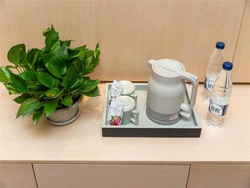 Lavande Hotel Shanghai Jinshan City Beach