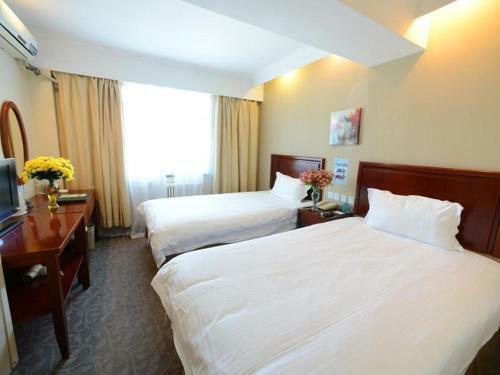 Greentree Eastern Jingde Town Railway Station Hotel