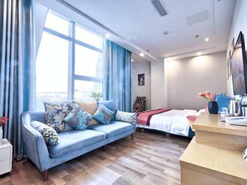 Shell Jinan Huaiyin High Speed Railway Station Hotel