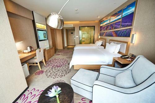 Lavande Hotel Haining Leather City Yintai Branch