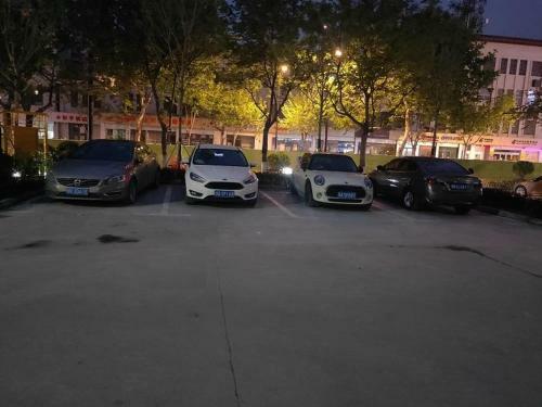 Hotel 7days Premium Kaifeng Gulou Square