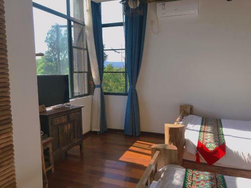 Purple Wood Guesthouse