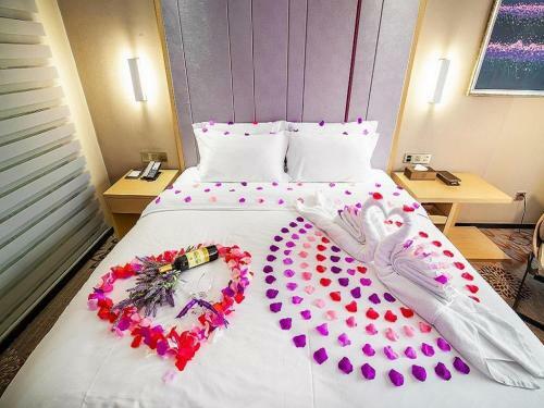 Lavande Hotel Leshan High-speed Railway Station Wanda Plaza