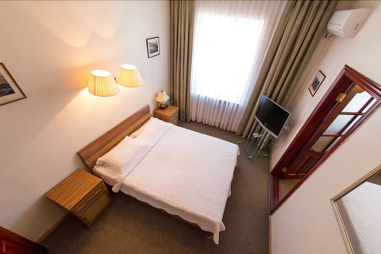 Hotel Ostrovok
