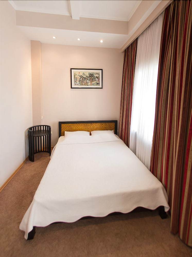 Hotel Ostrovok