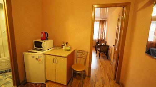 Hostal Hotellica Guest House