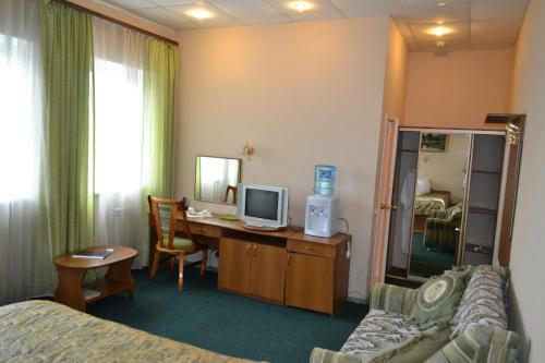 Yakhont Hotel