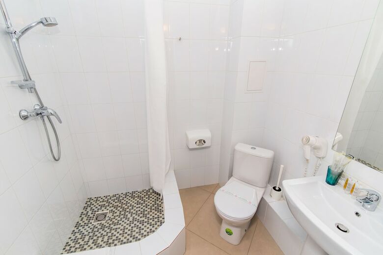 Maksim Gorkiy Hotel