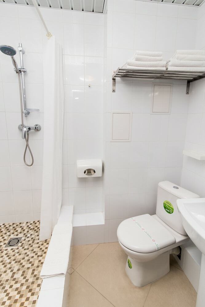 Maksim Gorkiy Hotel
