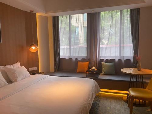 Myfeel Hotel (Ningbo Tianyi Square)