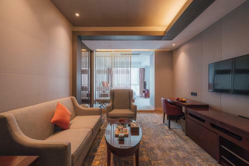 Zhenhe Hotel