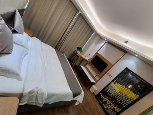 Greentree Eastern Rizhao High Speed Railway Station Hotel