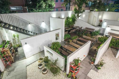 Shanghai Hidden Garden International Youth Hostel