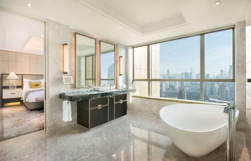 Hotel The St. Regis Shanghai Jingan