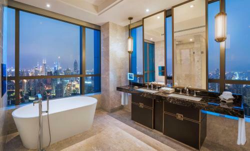 Hotel The St. Regis Shanghai Jingan