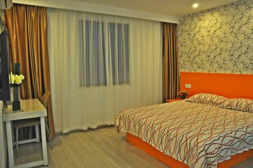 Lijing Selected Hotel Shanghai