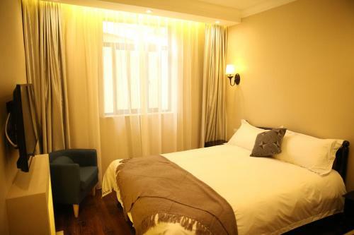Soho Garden Hotel (Shanghai Huaihai Rd. Flagship)