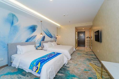 Shanghai Crown Crystal Hotel